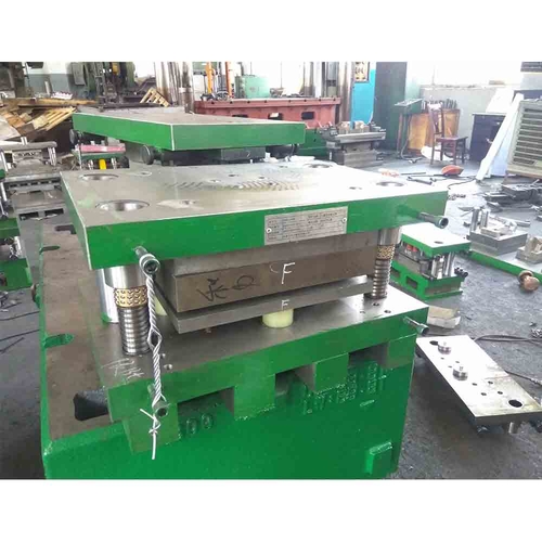 Blanking Mold-Left front mounting bracket