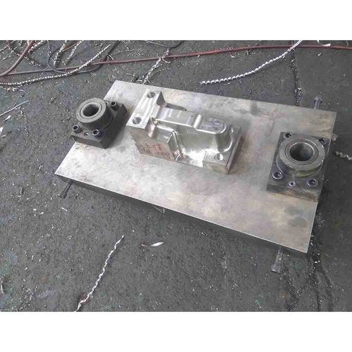 Flanging Forming Mold-Left front mounting bracket-Upper