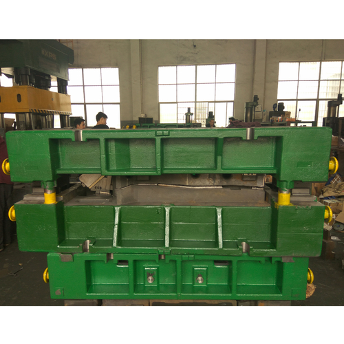 Side Cut Plastic Mold-Front Slide Inner Plate - Right